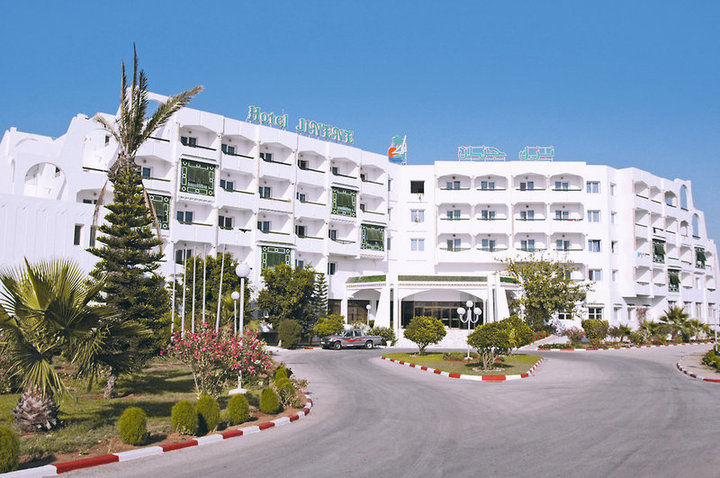 Hotel Jinene 3*